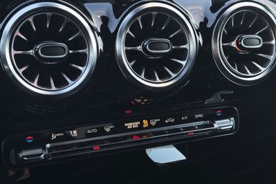 Mercedes CLA 200 AMG Line