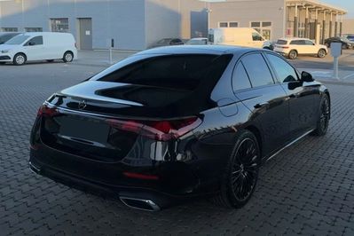 Mercedes Klasa E 200 4-Matic AMG