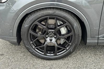 Audi Q7 TDI quattro S Line