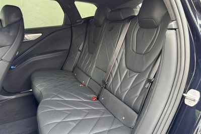 BMW XM PHEV sport-aut