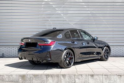 BMW Seria 3 330i xDrive M Sport