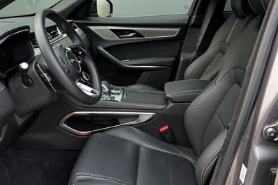 Jaguar F-Pace D200 AWD R-Dynamic S
