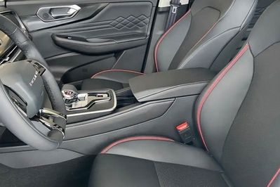 Baic Beijing 7 1.5T Luxury DCT