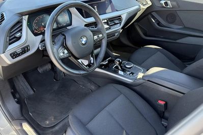 BMW Seria 1 118i Advantage aut