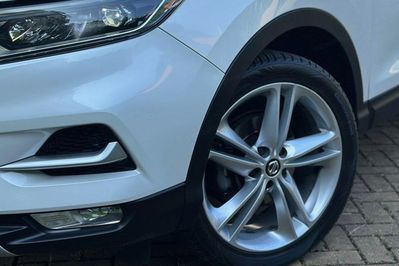 Nissan Qashqai 1.3 DIG-T Tekna+