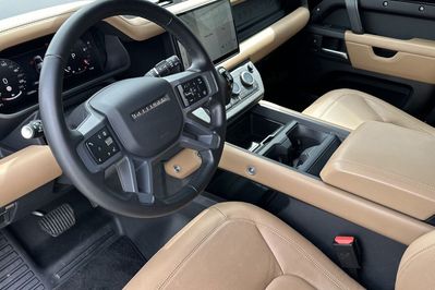 Land Rover Defender 110 D250 X-Dynamic HSE