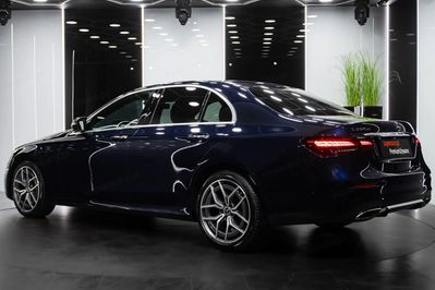 Mercedes Klasa E 220 d 4-Matic AMG Line