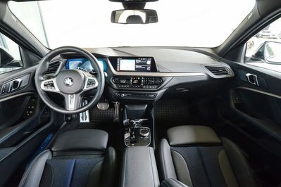 BMW Seria 1 118i M Sport