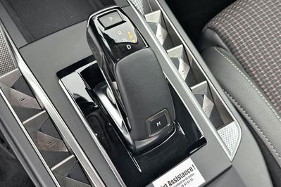 DS DS3 Crossback Performance Line 1.2 Hybrid DCT