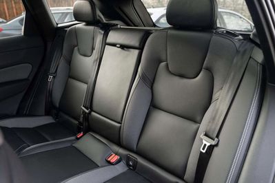 Volvo XC60 T6 Plug-In Hybrid AWD Ultra Black Edition