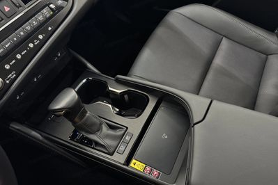 Lexus ES 300h Business Edition
