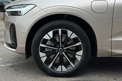 Volvo XC60 T6 Plug-In Hybrid AWD Ultra Dark