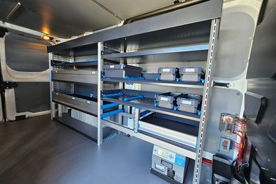 Ford Transit Custom L2H1 Zabudowa Warsztatowa