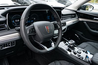Hongqi HS5 2.0T AWD