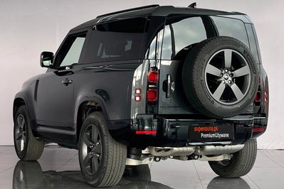 Land Rover Defender 90 D250 X-Dynamic SE