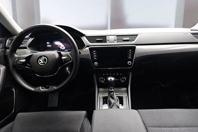 Skoda Superb 2.0 TDI SCR Style DSG
