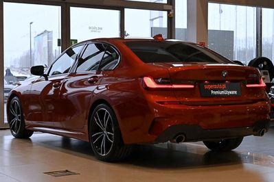 BMW Seria 3 330i aut