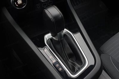 Renault Arkana 1.6 E-Tech Zen