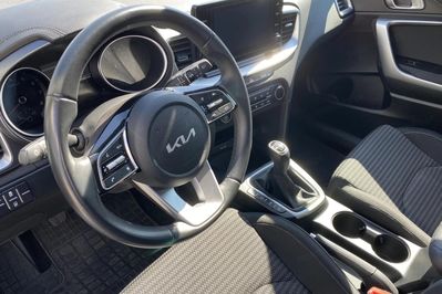 Kia Ceed 1.5 T-GDI M
