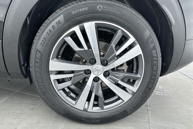 Peugeot 3008 Allure Pack 1.6 Hybrid e-EAT8