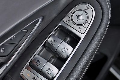 Mercedes Klasa C 300 de 9G-TRONIC