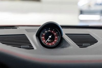 Porsche 911 Carrera 4 GTS