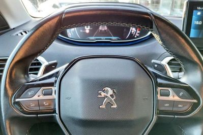 Peugeot 3008 1.5 BlueHDi Allure Pack