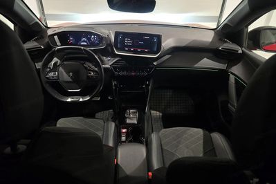 Peugeot 208 1.2 PureTech GT Pack S&S EAT8