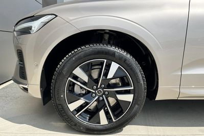 Volvo XC60 B5 AWD Plus Bright