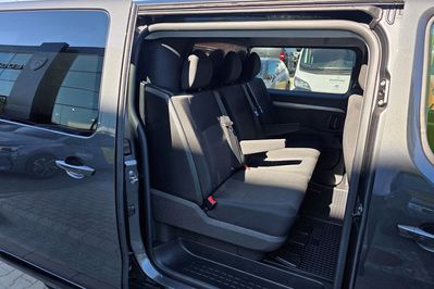 Opel Vivaro XL L2H1 EAT8 Zabudowa Brygadowa