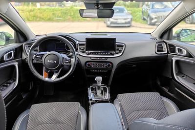 Kia XCeed 1.6 Gdi Phev Business Line Dct