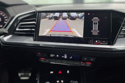 Audi Q4 e-tron 45 S Line
