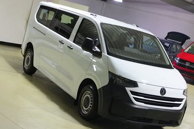 Volkswagen Transporter Kombi L2H1