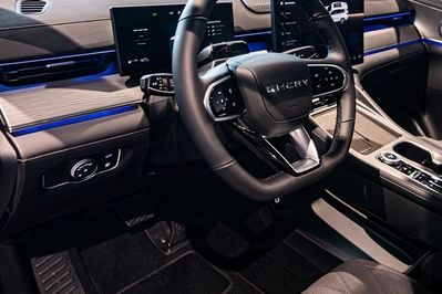 Chery TIGGO 8 PRESTIGE 1.6 T-GDI DCT