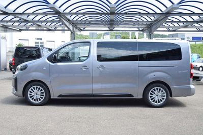 Peugeot Traveller Long L2H1 Business EAT8