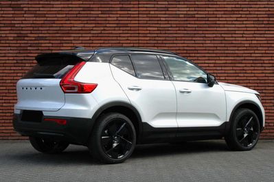Volvo XC40 B4 Ultra Black Edition