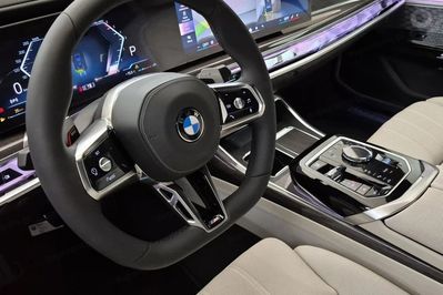 BMW Seria 7 740d xDrive M Sport