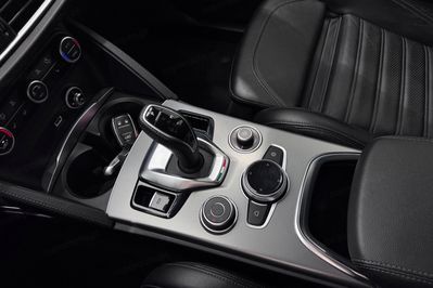 Alfa Romeo Stelvio 2.0 Turbo Veloce Q4 aut