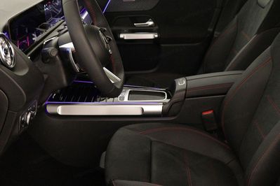 Mercedes GLB 200 AMG Line