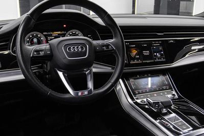 Audi Q7 60 TFSI e quattro S Line Tiptr.