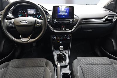 Ford Puma EcoBoost mHEV Titanium