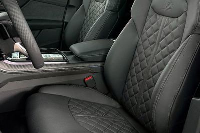 Audi Q7 SQ7 TFSI quattro