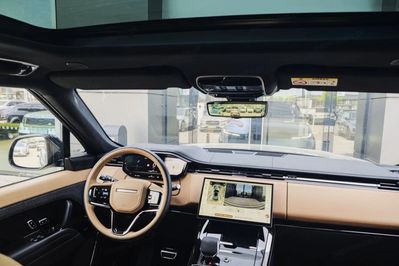 Land Rover Range Rover Sport D300 Dynamic HSE