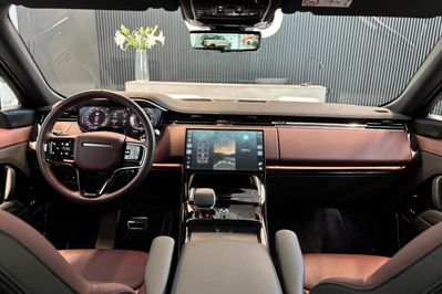 Land Rover Range Rover Sport D300 Dynamic HSE