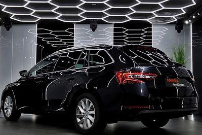 Skoda Superb 2.0 TDI SCR Ambition DSG