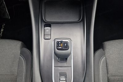Nissan Qashqai 1.3 DIG-T mHEV N-Connecta Xtronic