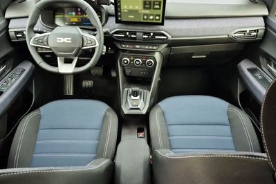 Dacia Jogger Journey 7-miejsc 1.8 Full Hybrid