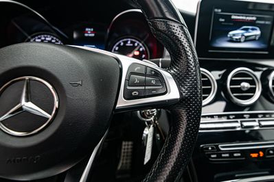 Mercedes Klasa C C 300 2.0  9G-TRONIC