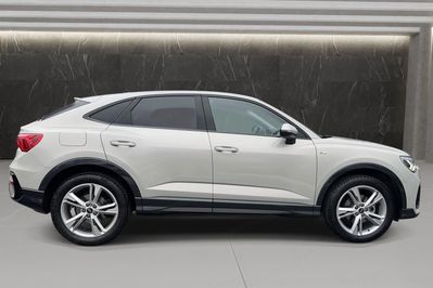 Audi Q3 35 TFSI mHEV S-Line S tronic