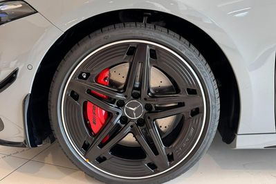 Mercedes Klasa A 35 AMG 4-Matic